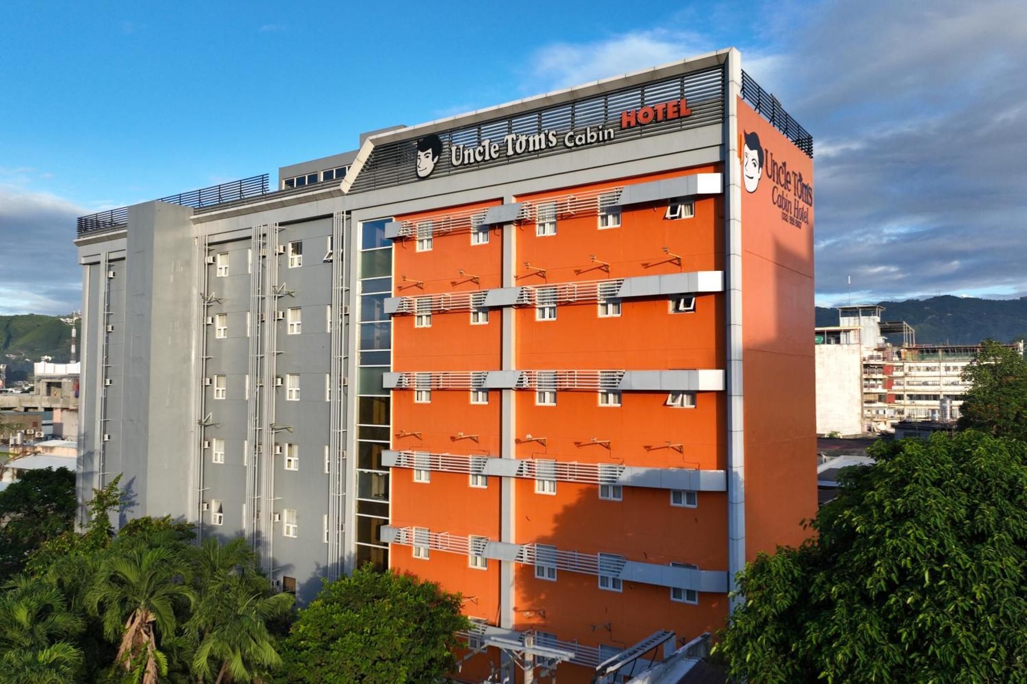 Cebu Uncle Tom'S Cabin Hotel Powered By Cocotel Exterior photo