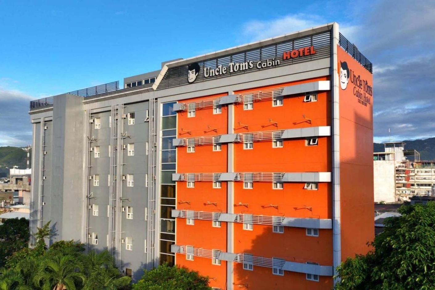 Cebu Uncle Tom'S Cabin Hotel Powered By Cocotel Exterior photo